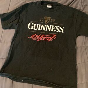 Guinness Logo T shirt 100 percent cotton size medium